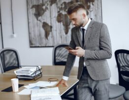 Номинальный директор в ООО: ответственность последствия штраф